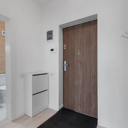 Apartment Modern Cu 1 Dormitor *